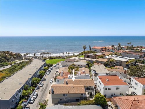 236 Avenida Lobeiro, San Clemente, CA, 92672-4434 | Card Image