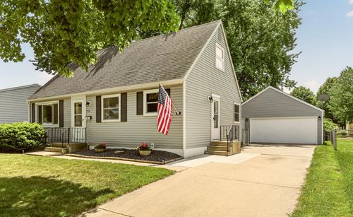 914 16 1/4 St Se, Rochester, MN, 55904-5414 | Card Image