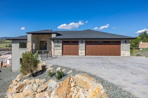 10603 E Straight Arrow Rd, Dewey, AZ, 86327-5317 | Card Image