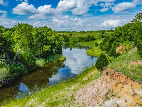 2197 Netherly Ln, Forestburg, TX, 76239-3155 | Card Image