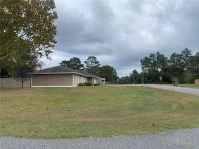 33 Pecan Pass Run, House other with 3 bedrooms, 2 bathrooms and null parking in Ocala FL | Image 1