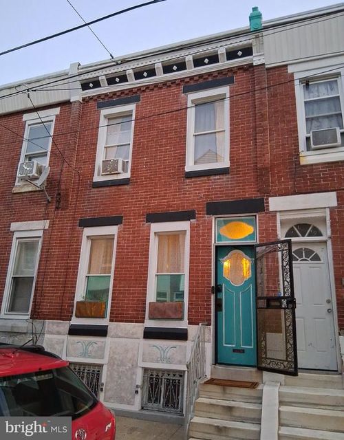 521 Mountain St, PHILADELPHIA, PA, 19148-1228 | Card Image