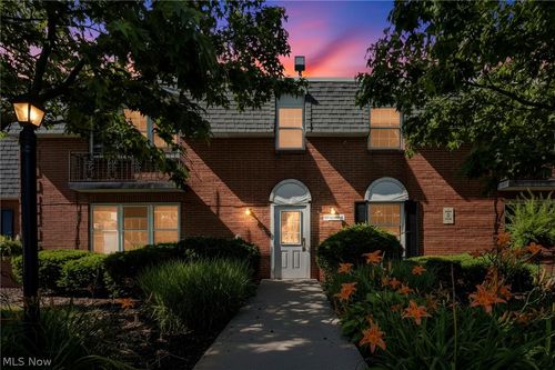 102-4779 Columbia Rd, North Olmsted, OH, 44070-3602 | Card Image