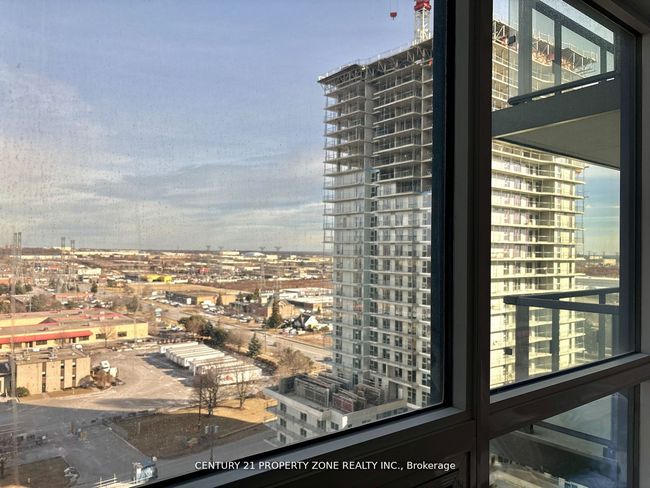 1502 - 1455 Celebration Dr, Condo with 2 bedrooms, 2 bathrooms and null parking in Pickering ON | Image 25