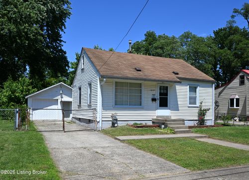1627 Thornberry Ave, Louisville, KY, 40215-2213 | Card Image