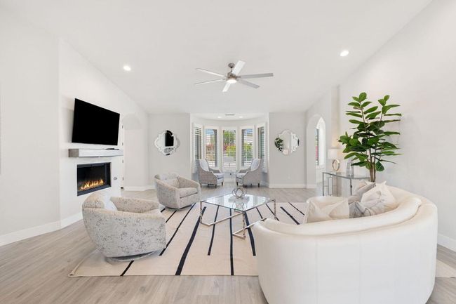18-web-or-mls-8M4A8712 | Image 11