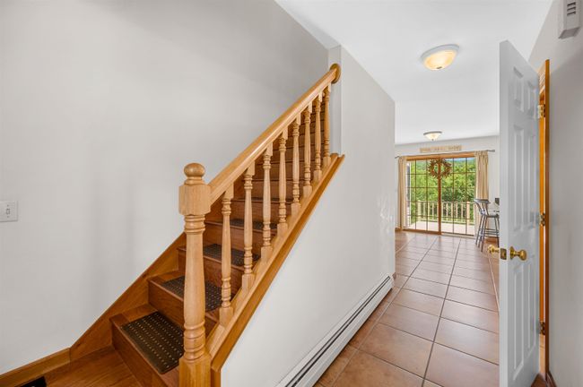 8 Countryside Cir, House other with 3 bedrooms, 3 bathrooms and null parking in Barre VT | Image 4