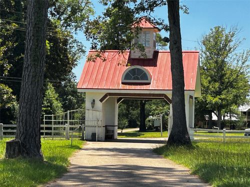 399 Lakeland, Hillister, TX, 77624 | Card Image