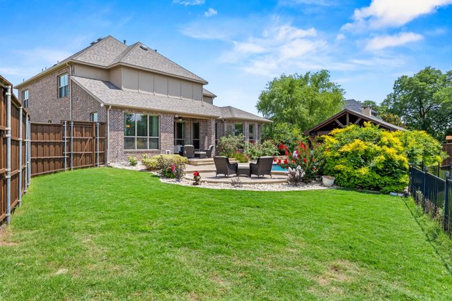 Plenty of extra grass space here and behind the pool in the "dog yard" | Image 38