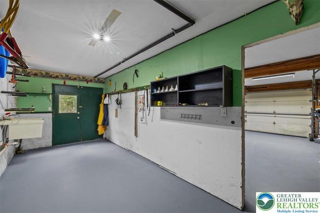 1553 Middle Rd, House other with 4 bedrooms, 5 bathrooms and null parking in Stroudsburg PA | Image 57