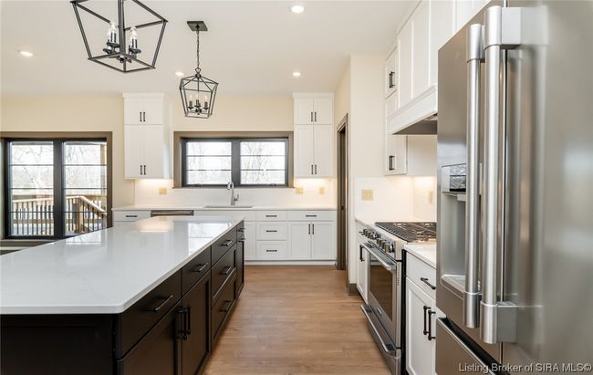 5560 Old Vincennes Rd, Home with 4 bedrooms, 4 bathrooms and null parking in Floyds Knobs IN | Image 39
