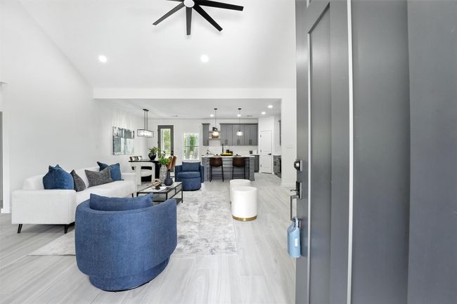 256 Davis Bend Rd, House other with 5 bedrooms, 3 bathrooms and 2 parking in Alvin TX | Image 6