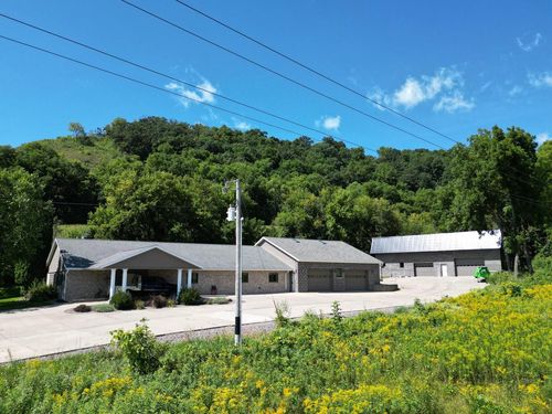 6752 State 44, Caledonia, MN, 55921-2753 | Card Image