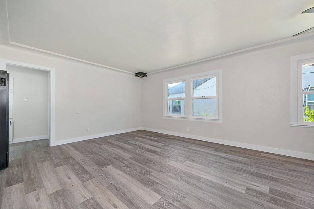 Residential in Willows 4