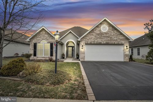 100 Longwood Dr, MECHANICSBURG, PA, 17050-7985 | Card Image