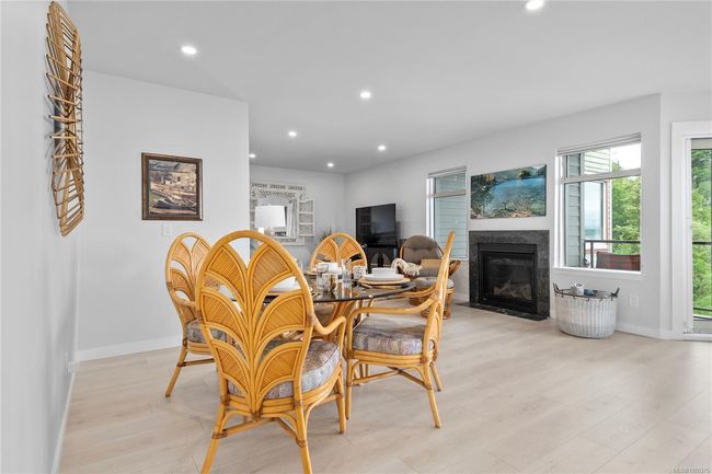 3402 - 27 Island Hwy S, Condo with 2 bedrooms, 2 bathrooms and 37 parking in Campbell River BC | Image 9