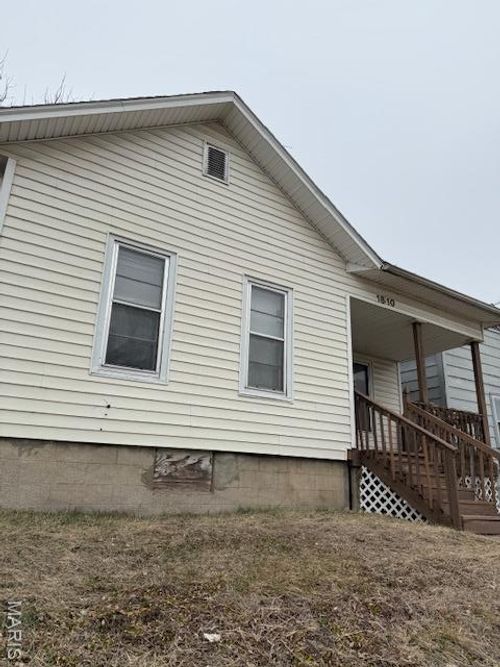 1810 Chestnut St, Hannibal, MO, 63401-3912 | Card Image