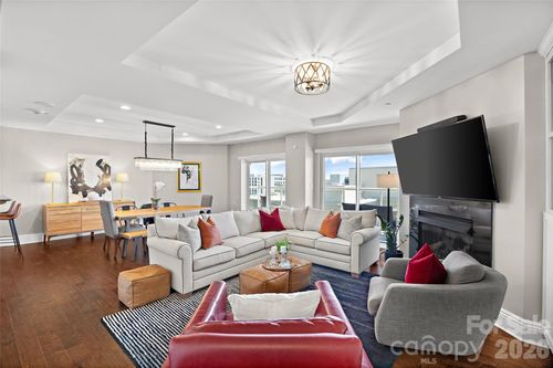 520 E Martin Luther King Blvd, Charlotte, NC, 28202-2819 | Card Image