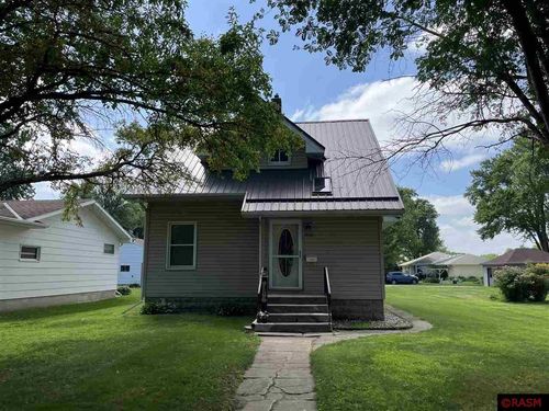 708 10th St S, Saint James, MN, 56081-2220 | Card Image