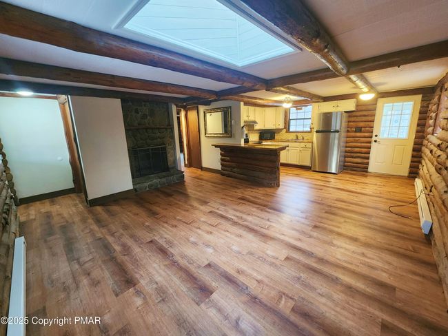 Open Floor Plan | Image 21