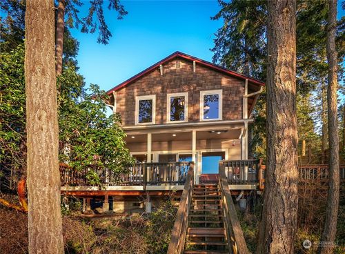 18184 Capet Zalsiluce Rd, La Conner, WA, 98257-9331 | Card Image