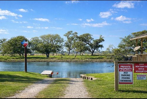 4906 County Road 469, Brazoria, TX, 77422-1400 | Card Image