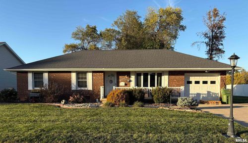 1800 Frazier Ave, Centralia, IL, 62801-4457 | Card Image