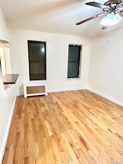 3a-4396 Furman Avenue, New York, NY, 10466 | Card Image