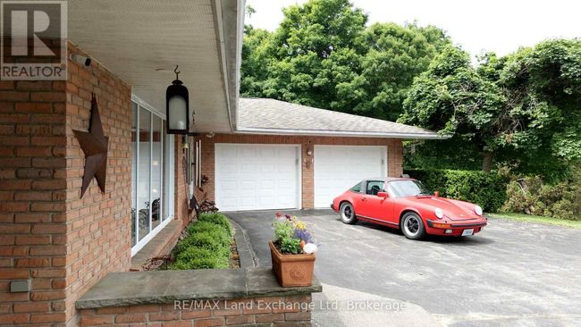 14519 Elginfield Rd, House other with 3 bedrooms, 3 bathrooms and 10 parking in Lucan ON | Image 44