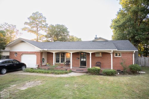 913 Nw 5th St, Walnut Ridge, AR, 72476-1306 | Card Image