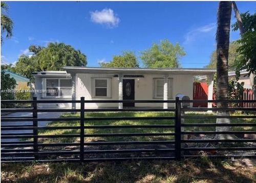 0-1787 Ne 179th St, North Miami Beach, FL, 33162-1516 | Card Image
