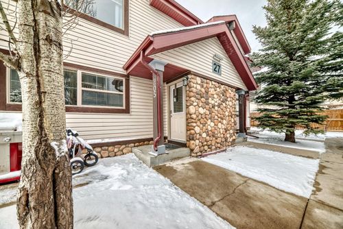 205-27 Everridge Sq Sw, Calgary, AB, T2Y5J7 | Card Image