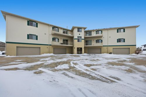 204-5855 24th Street S, Fargo, ND, 58104 | Card Image