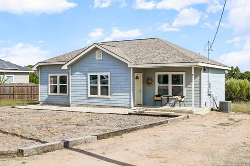 495 Cimarron, Spring Branch, TX, 78070-3804 | Card Image