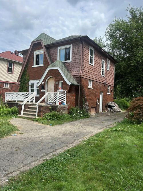 12186 Whitehill St, Detroit, MI, 48224-1048 | Card Image