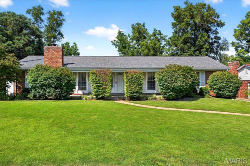 117 Windcliffe Dr, Ballwin, MO, 63021-5070 | Card Image