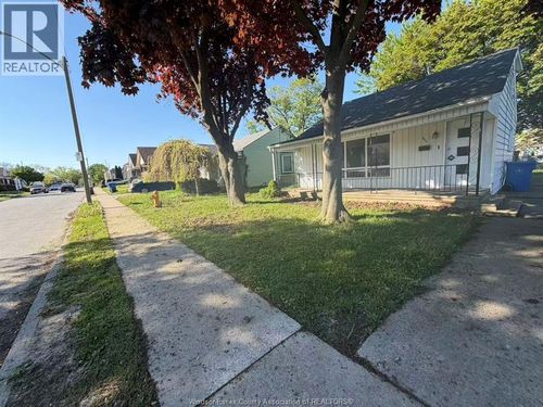493 Josephine Ave, Windsor, ON, N9B2K9 | Card Image