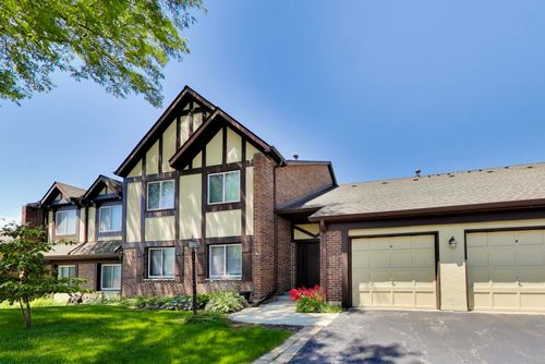 a-408 Sandhurst Cir, Glen Ellyn, IL, 60137-6679 | Card Image