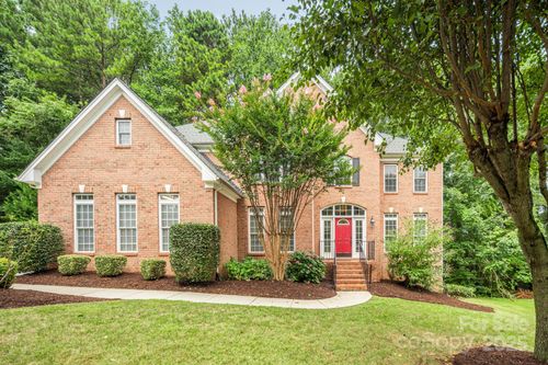 2747 Olympus Dr, Charlotte, NC, 28214-1660 | Card Image