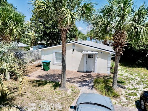 400 Albatross St, Panama City Beach, FL, 32413-2901 | Card Image