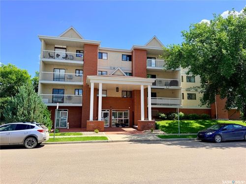 205-1002 108th Street, North Battleford, SK, S9A2A9 | Card Image