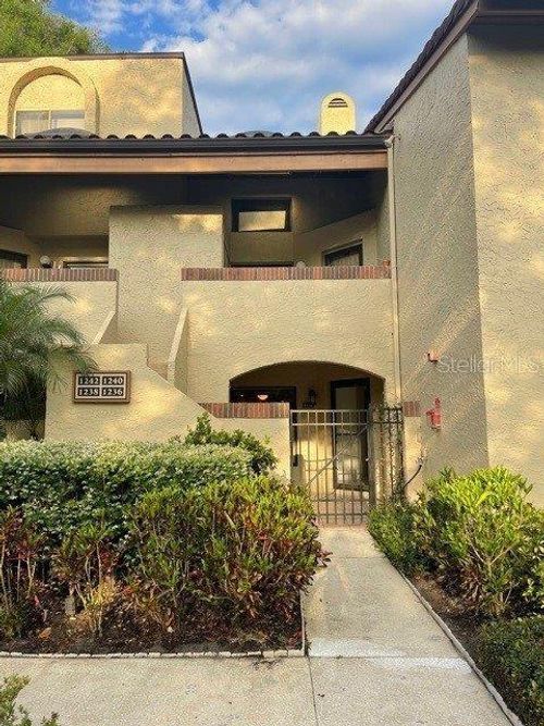 1236 Saint Tropez Cir, ORLANDO, FL, 32806-5552 | Card Image