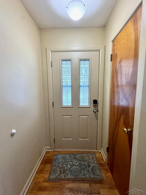 2581 Valley Drive, Saginaw Charter Township, MI, 48603 | Card Image