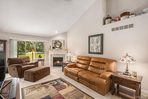 50062 Lexington Ave E, Shelby Township, MI, 48317-6300 | Card Image