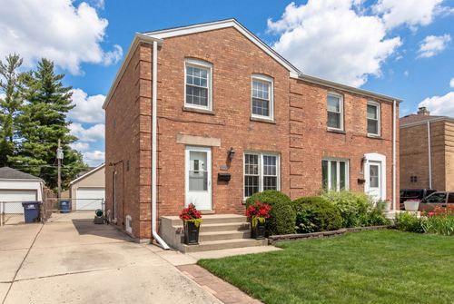 1645 Stockton Avenue, Des Plaines, IL, 60018 | Card Image