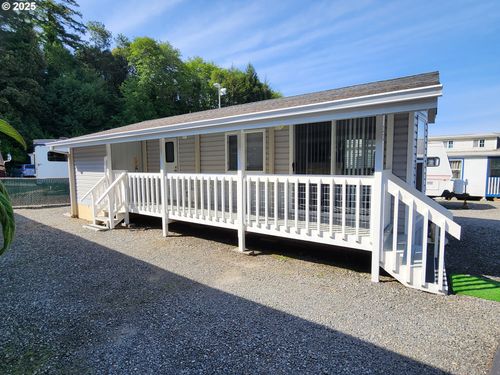 22-16219 Lower Harbor Rd, Brookings, OR, 97415-8301 | Card Image