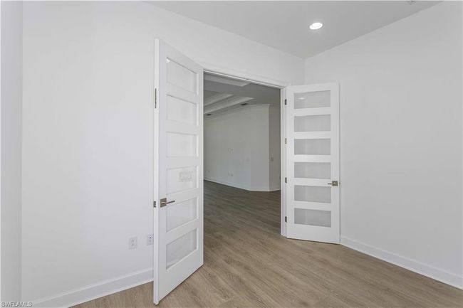 8925 Calypso Ct, Condo with 2 bedrooms, 2 bathrooms and 2 parking in Naples FL | Image 16