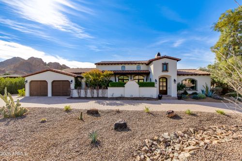 4529 E Maderos Del Cuenta Dr, Paradise Valley, AZ, 85253-4030 | Card Image