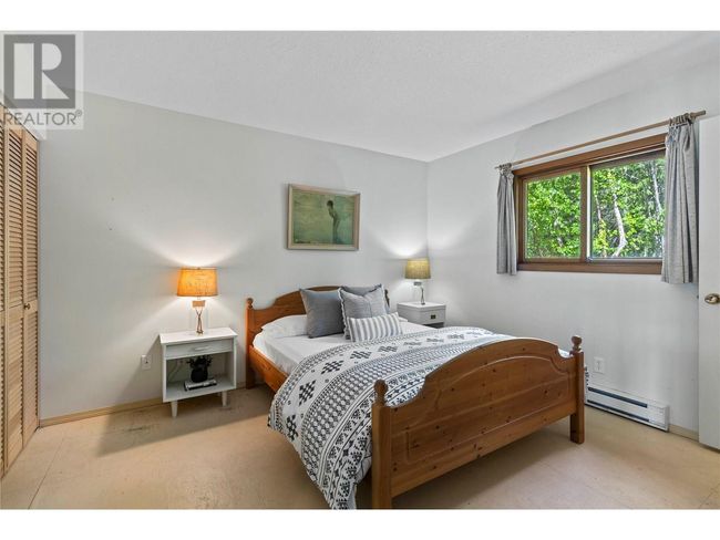 4006 Express Point Rd, House other with 4 bedrooms, 2 bathrooms and null parking in Scotch Creek BC | Image 34