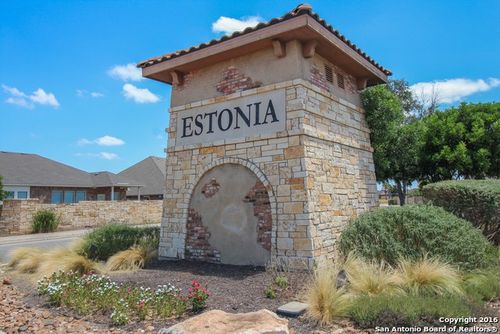 8518 Finlandia Gap, San Antonio, TX, 78251-4996 | Card Image